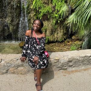 Meet your Posher, Anita